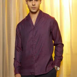 Campus Sutra Purple Polycotton Regular Fit Textured Shirt-image-93