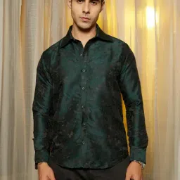 Campus Sutra Green Polycotton Regular Fit Textured Shirt-picture-13