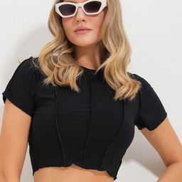Trend Alacati stili Women Round Neck Cotton Crop Top-image-74