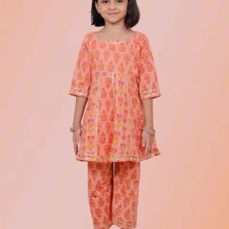 Tippy Top Kids Peach Floral Print Kurta with Pants-picture-36