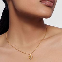KISNA DIAMOND AND GOLD JEWELLERY Women 18KT Yellow Gold Diamond Pendent-image-80