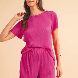 Errabelly Ribbed Round Pleated T-Shirt & Pocketed Shorts-picture-21