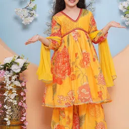 Bitiya by Bhama Girls Floral Printed Empire Gotta Patti Kurta with Sharara & With Dupatta-image-37