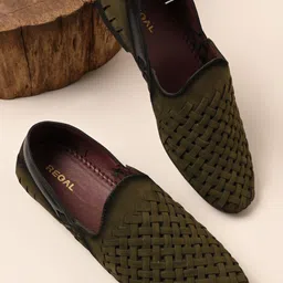 Regal Men Textured Mojari Style Formal Slip-ons-picture-46