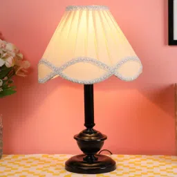 Tucasa NTU-79 B-22 Table Lamp with Metal Base (Beige) image 5
