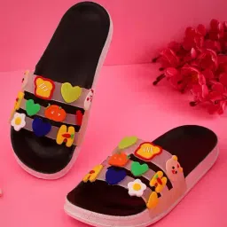 Pampy Angel Women's Black Slides-image-31
