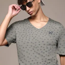 Moda Rapido Geometric Printed V-Neck T-shirt-picture-44