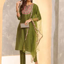 Anouk Green Notch-Neck Floral Embroidered Straight Kurta With Trousers And Dupatta-picture-58