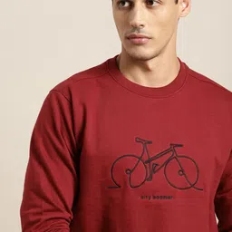 INVICTUS Men Maroon Embroidered Sweatshirt-image-45