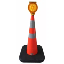 RS PRO LED Traffic & Safety Cone 330 mm Height, 2267861 image 3