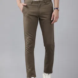 Blackberrys Men B95 Mid-Rise Slim Fit ChinosMen Slim Fit Chinos-image-86