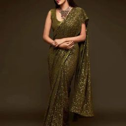 Odette Green Embellished Saree With Unstitched Blouse-image-68