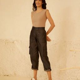 Elleven from Aurelia Black Mid Rise Cropped Cargo Pants-image-36