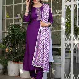 Happy Design Floral Yoke Design Round Neck Straight Kurta & Trousers With Dupatta-picture-21