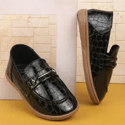 SHOES FOR JUNIORS Self Designed & Metal Applique Detailed Loafers - Black-picture-5