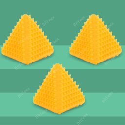 BitFeex Squeezy Triangle Shape Toy Soft Rubber, Chu Chu Sound, Fun Bath Time Toy for Kids 1+ Years, Color May Vary image 3