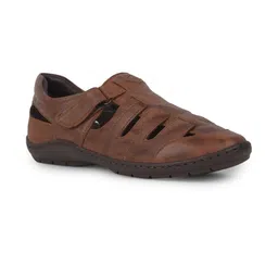 Lee Cooper Tan Synthetic Leather Sandals-picture-52
