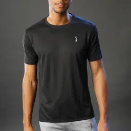 Campus Sutra Black Solid Short Sleeves T-Shirt-picture-45