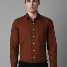 Louis Philippe Men Spread Collar Solid Cotton Slim Fit Formal Shirt-picture-39