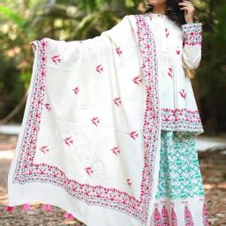 Chidiyaa Ivory Pure Cotton Printed Dupatta-image-38
