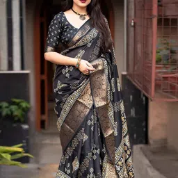 SUPERLAXMIWomen Batik Printed Silk Bandhani Saree-picture-11