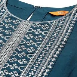 gerua by libas Libas Women Floral Yoke Design Regular Sequinned Kurta with Trousers  With Dupatta image 2