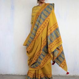 Chidiyaa Mustard Block Printed God Saree image 2