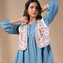 Nyaro White Embroidered Jacket-picture-27
