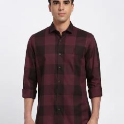 Peter England Maroon Cotton Slim Fit Checks Shirt-image-32