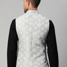 MANQ Men Grey & White Woven Design Nehru Jacket image 2
