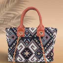 LIKE STYLE Geometric Textured Jute Structured Shoulder Bag image 5