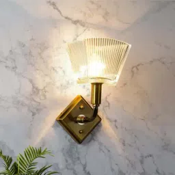Kapoor E Illuminations Transparent Carbon Loft Brass Luxur Cut Glass Wall Light-3