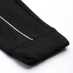 HRX By Hrithik Roshan Men Jet Black Solid Regular Fit Mid-Rise Bio-Wash Lifestyle Joggers image 5