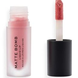 Makeup Revolution Matte Bomb Liquid Lipstick Delicate Brown - 4.6 ml-11