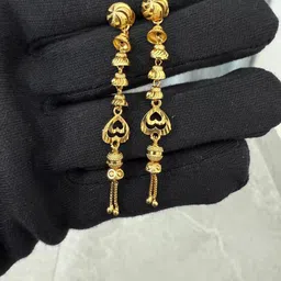 Anshenterpris Gold-Plated Hanging Sui Dhaga Contemporary Drop Earrings-9