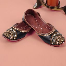 PehnawaCraft Women Textured Leather Mojaris-image-9