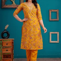 UNISETS Women Floral Embroidered Empire Sequinned Chanderi Silk Kurta with Pyjamas-image-31