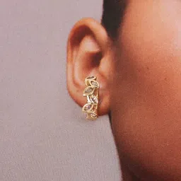 SALTY Gold-Plated Leaf Cluster Artificial Stones Leaf Shaped Hoop Earrings image 3