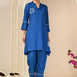 Indi INSIDE Embellished Mandarin Collar Three-Quarter Sleeves Pure Cotton Top & Trouser-image-74
