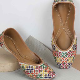 Mochi Women Square Toe Mojaris Flats-image-6