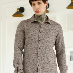 Campus Sutra Men Comfort Fit Floral Printed Spread Collar Casual Shirt-picture-24