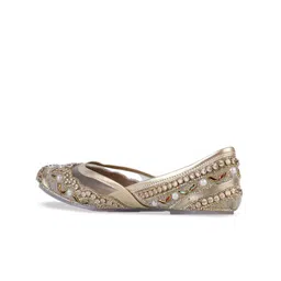 Jove Women Embellished Ethnic Mojaris Flats image 4