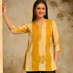 DECKEDUP Cream Cotton Printed Top-picture-5
