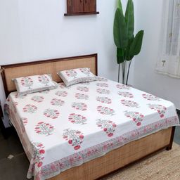 Plarsh Comfort White & Pink Floral 300 TC King Bedsheet with 2 Pillow Covers-image-77