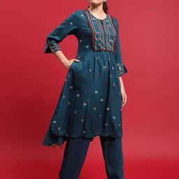 Shree Geometric Printed Pleated Mirror Work High-Low Kurta with Trouser image 3