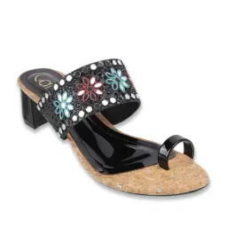 Catwalk Women's Black Toe Ring Sandals-image-75