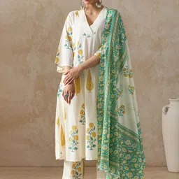 Moara Women Floral Printed Cotton Kurta with Palazzo & Dupatta-picture-23