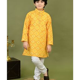 BT DEZINES Cotton Woven Full Sleeves Bandhani Designed Kurta & Pyjama Set - Yellow-image-48