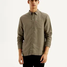 Levi's Men's Solid Slim Fit Shirt-picture-11