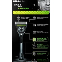 Gillette Labs Shaving Razor with Magnetic Stand Set image 3